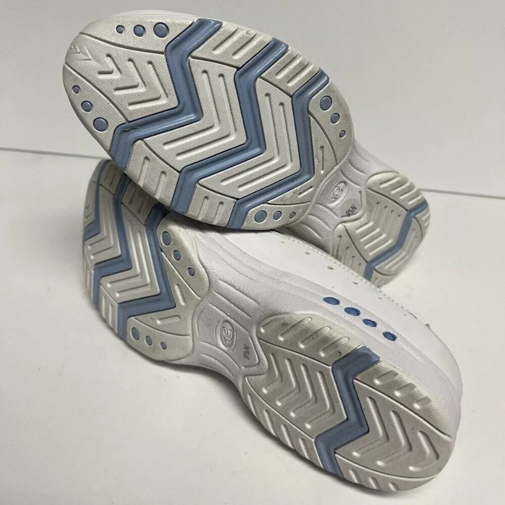 Easy Spirit Womens Traver Slip On Shoes White, Size 9.5N